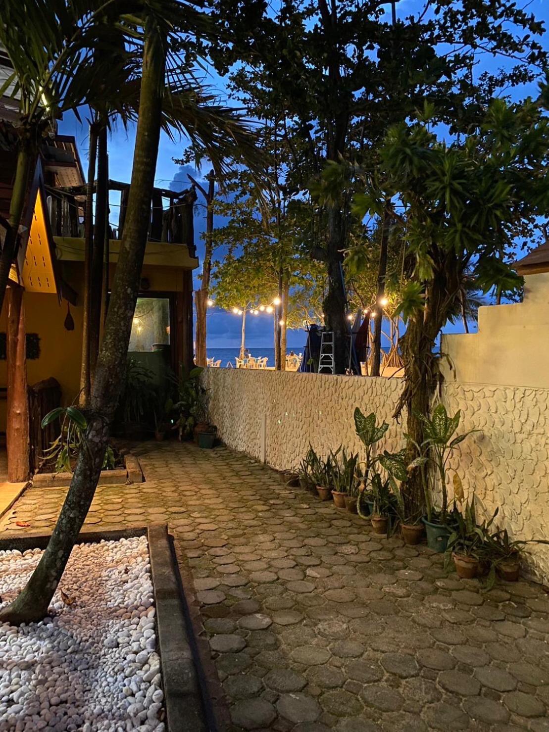 Ruan Mai Naiyang Beach Resort Nai Yang Екстер'єр фото