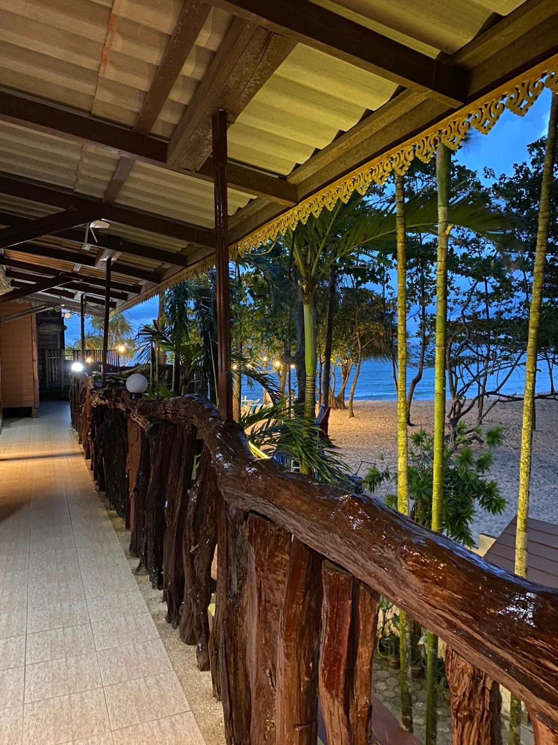 Ruan Mai Naiyang Beach Resort Nai Yang Екстер'єр фото