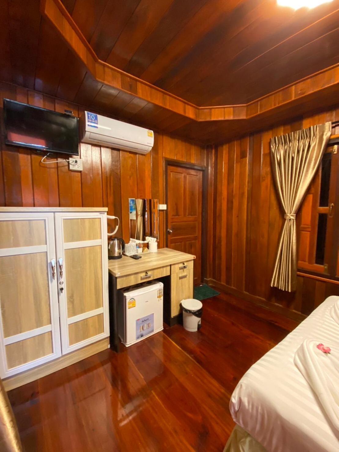 Ruan Mai Naiyang Beach Resort Nai Yang Екстер'єр фото