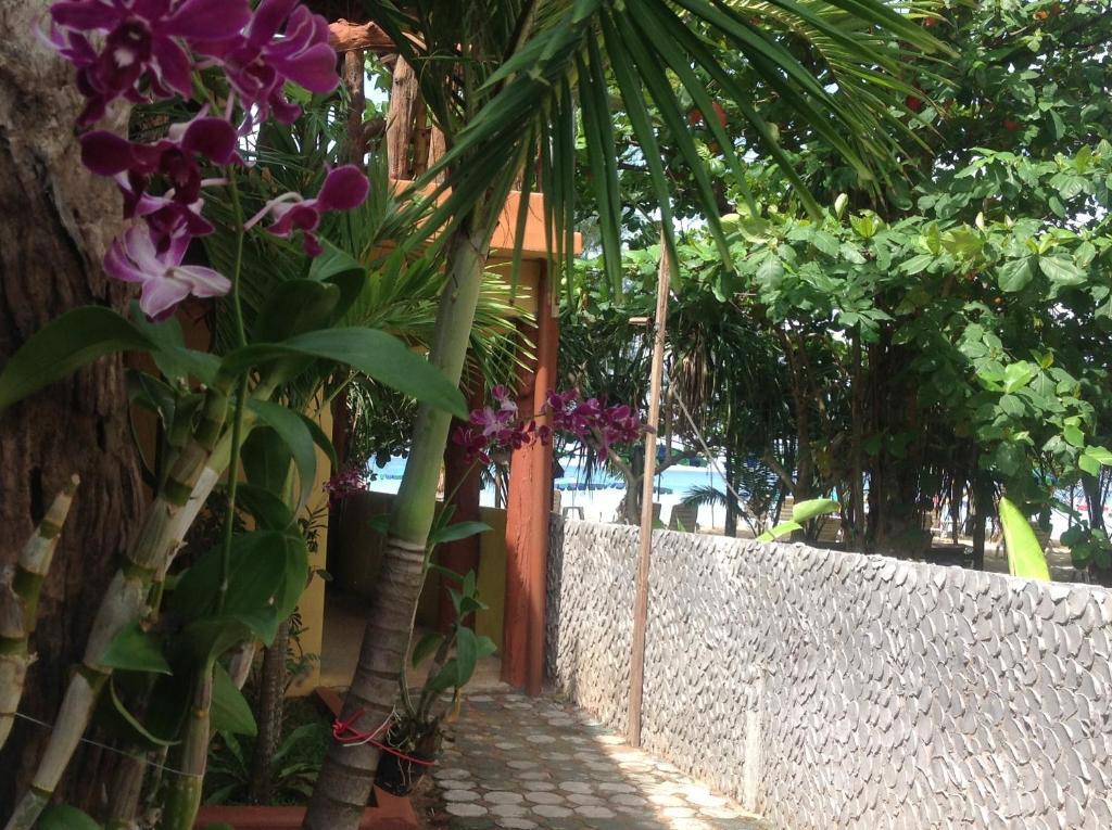 Ruan Mai Naiyang Beach Resort Nai Yang Екстер'єр фото